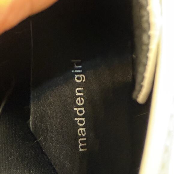 Madden Girl Kurrt White Lace Up Combat Boot Size 8.5‎ M Women’s Zipper - Picture 8 of 9